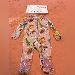 Posh Peanut KAILEIGH RUFFLED DOUBLE ZIPPER FOOTIE